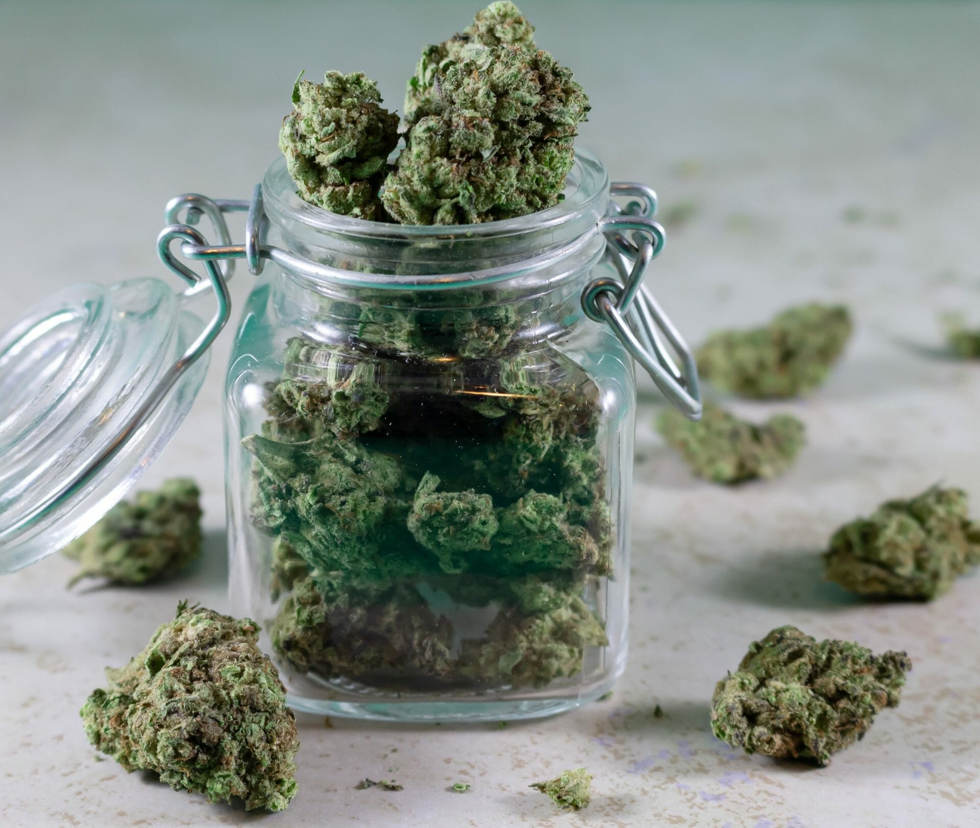 Grasslife - cannabis Dispensaries | Coast to Coast Medicinals Canada